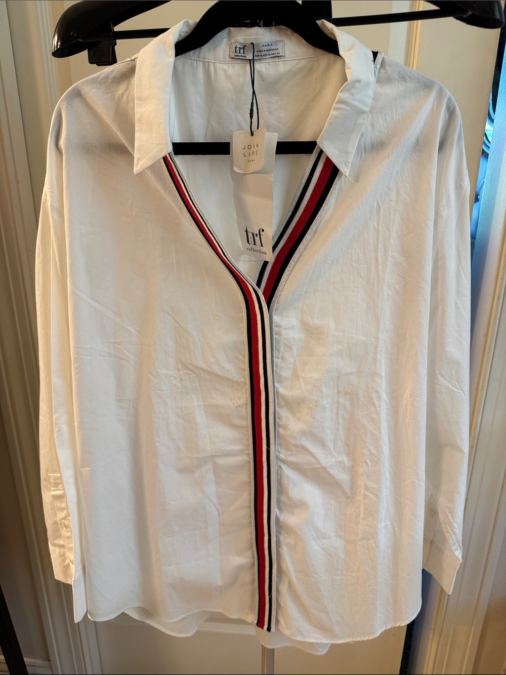 Zara White Button-Down Shirt with Red & Navy Trim